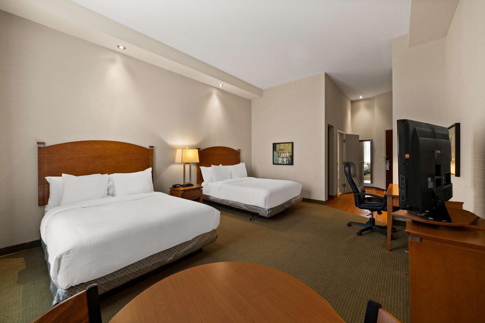 Best Western Plus Orangeville Inn & Suites Екстериор снимка