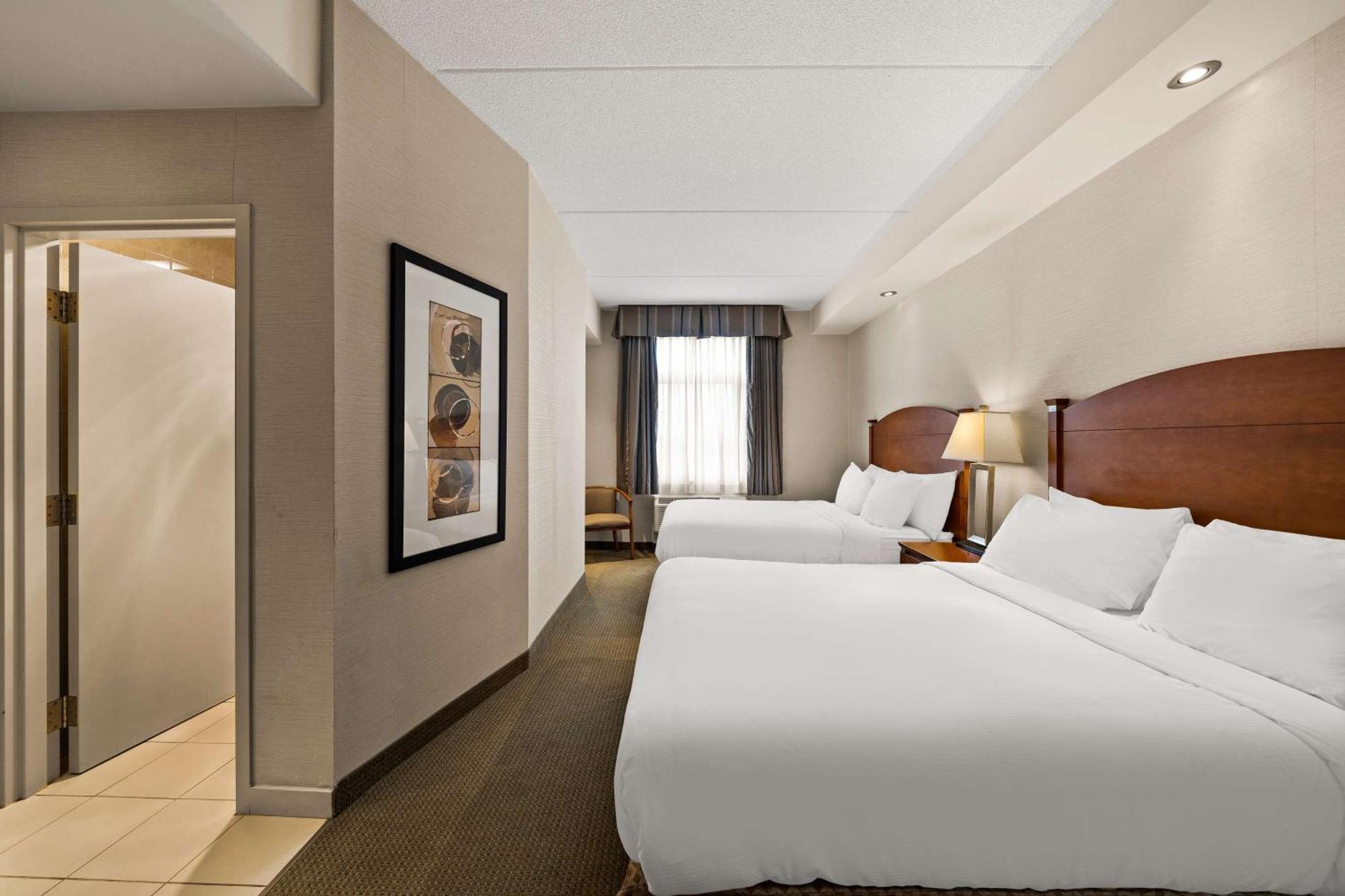 Best Western Plus Orangeville Inn & Suites Екстериор снимка