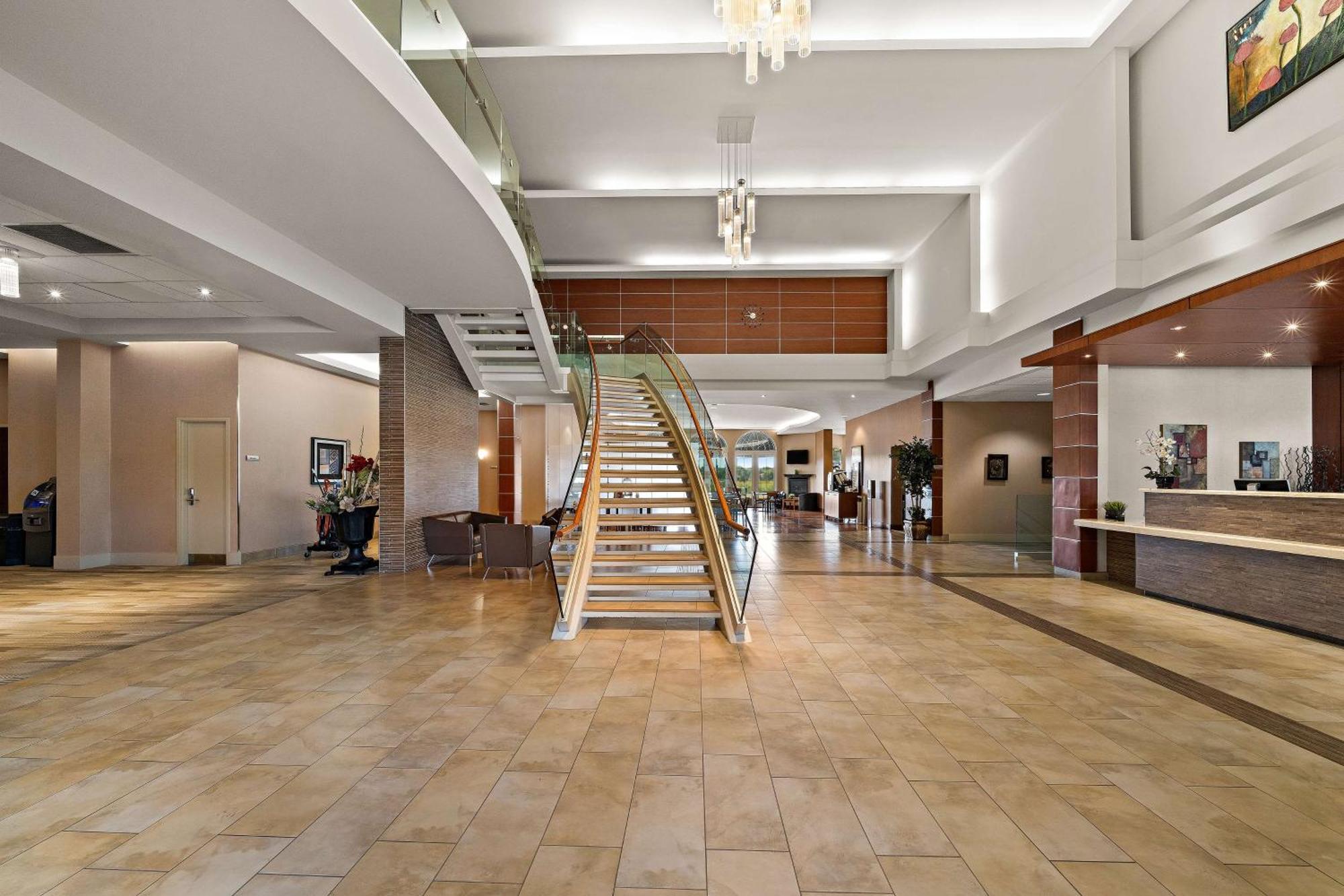 Best Western Plus Orangeville Inn & Suites Екстериор снимка
