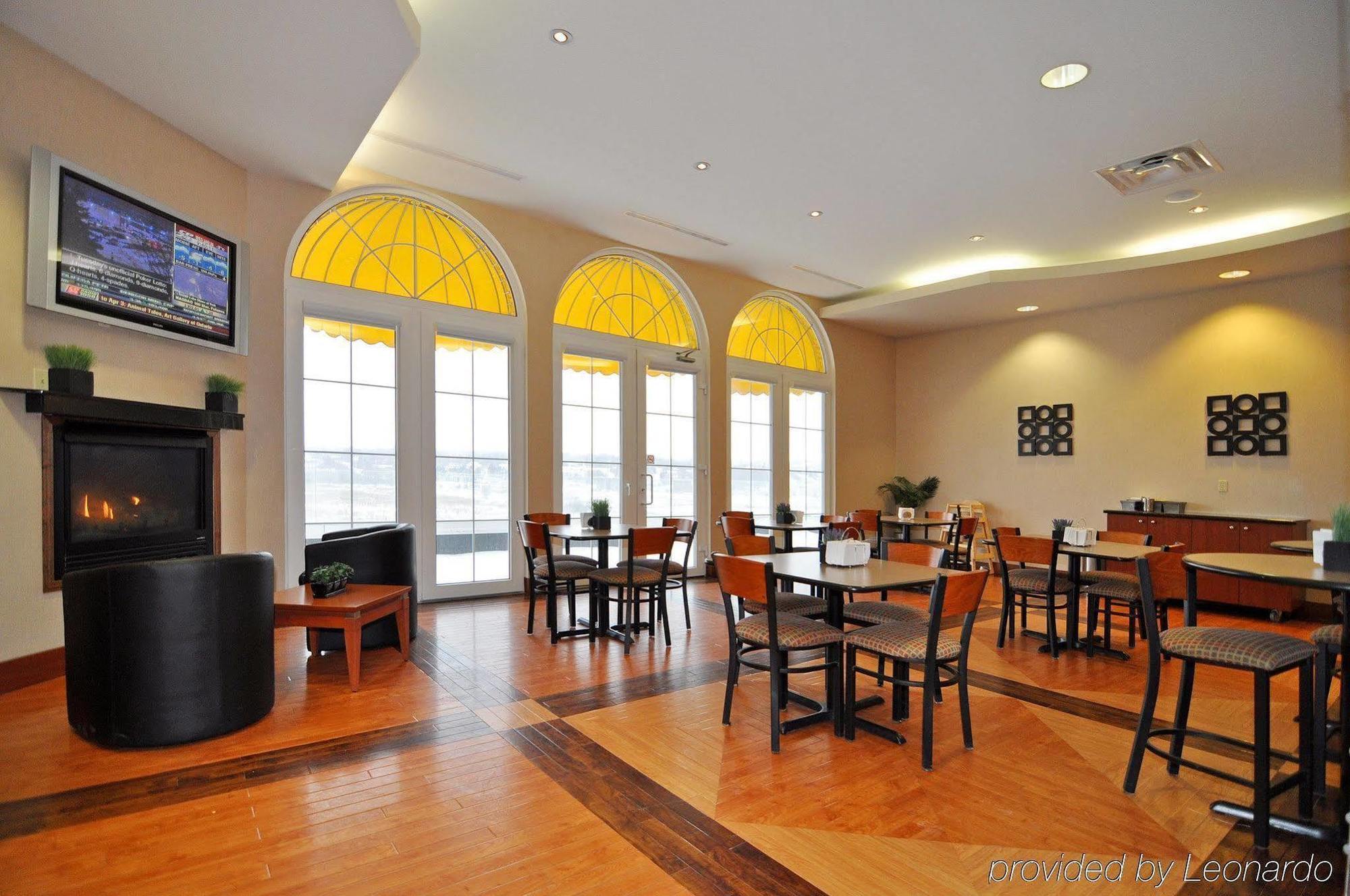 Best Western Plus Orangeville Inn & Suites Ресторант снимка