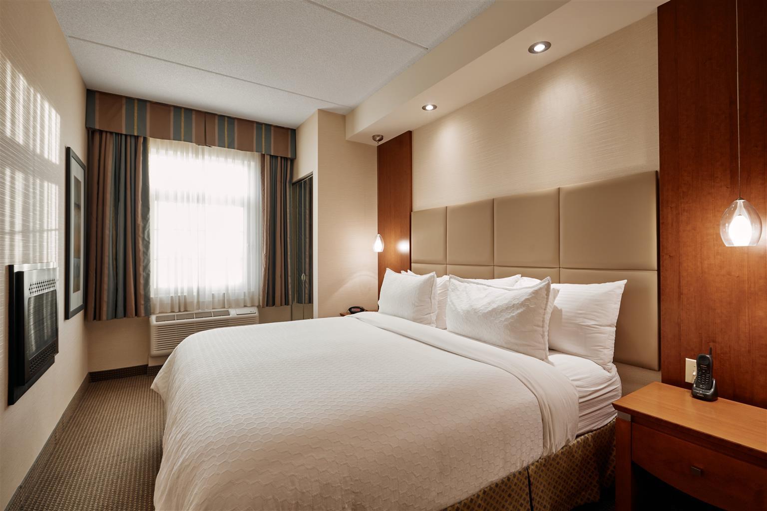 Best Western Plus Orangeville Inn & Suites Екстериор снимка